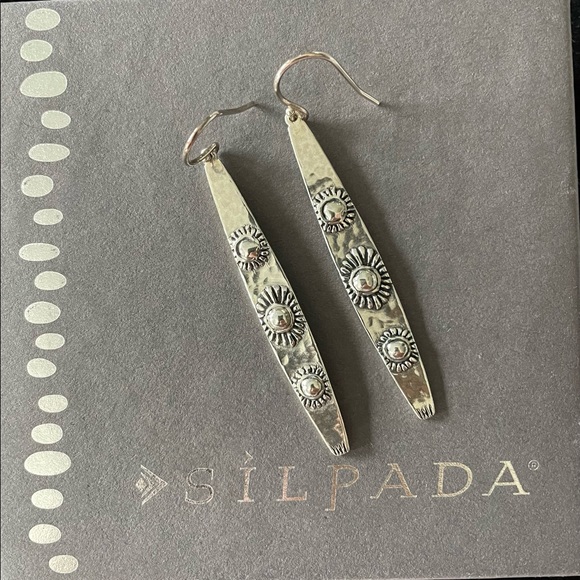 SOLD Silpada Sterling Silver Vertical Radiance Earrings W3319 - Picture 1 of 3